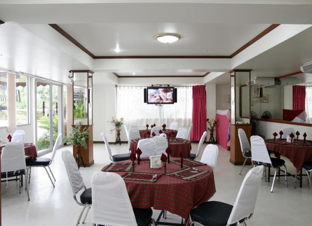 Ratchaphruek 2007 Hotel Csomthong Kültér fotó