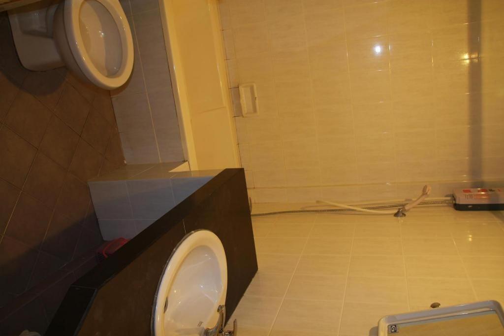 Ratchaphruek 2007 Hotel Csomthong Kültér fotó